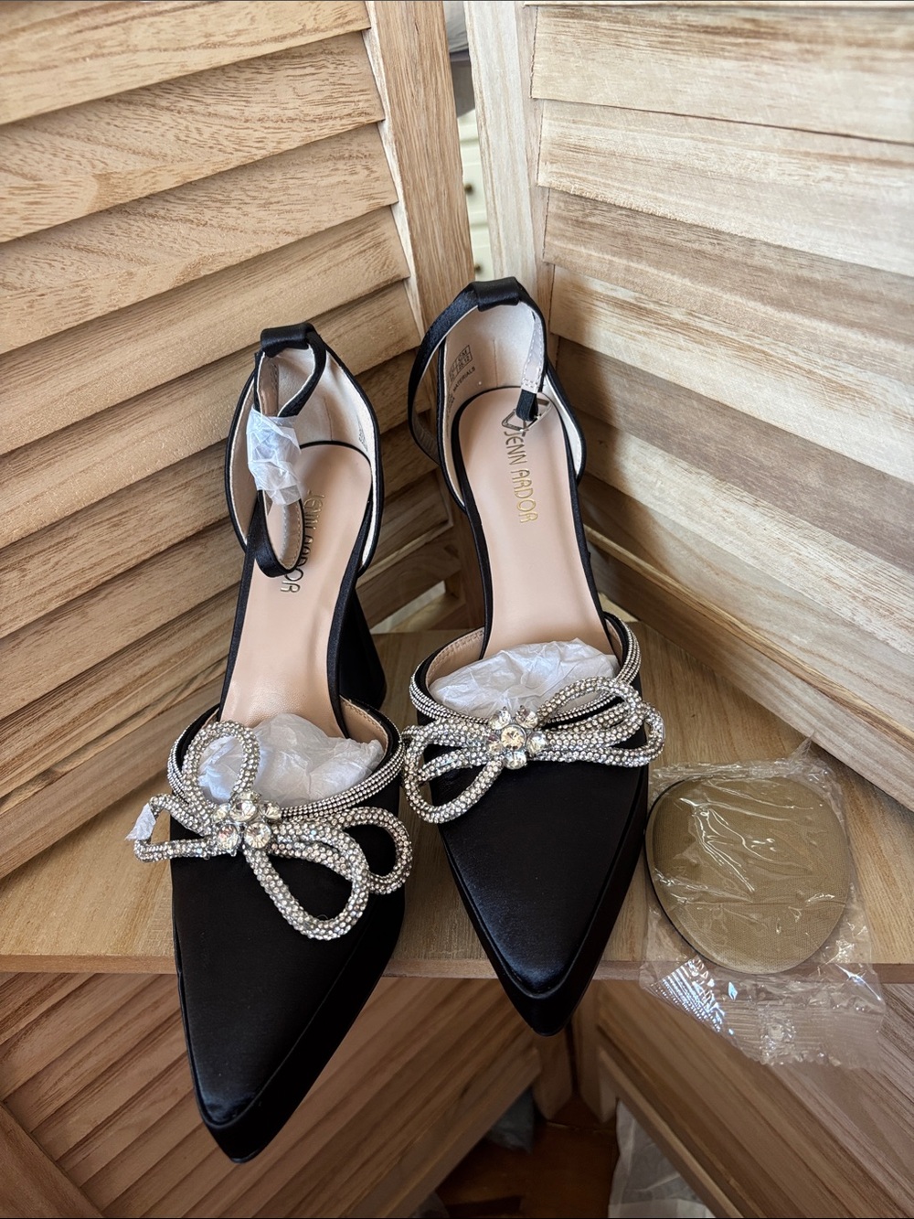Jenn Ardor Black Satin Pointed-Toe Slingback Heels  Crystal Bow 8.5 Brand New